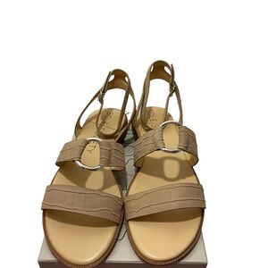 Sole Society Tan O - Ring Sandals ~ Size 10 ~ NEW